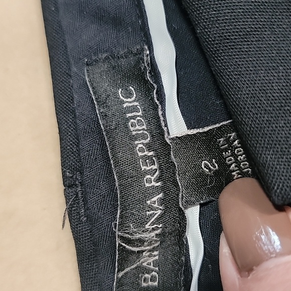 Banana Republic "Ryan" Trousers.  Black, Size 2, Gently Used Condition - Picture 11 of 14